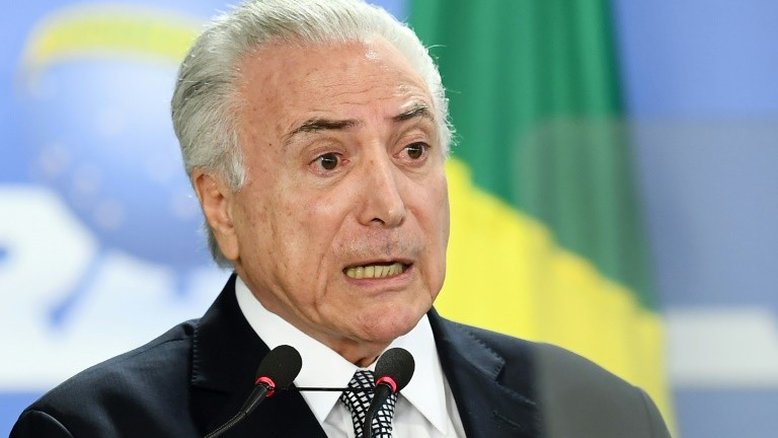 'O Brasil voltou, 20 anos em 2', diz convite de comemoração do governo Temer