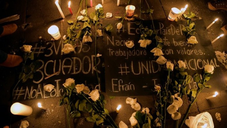 Equador e Colômbia buscam corpos de jornalistas enquanto caçam assassinos