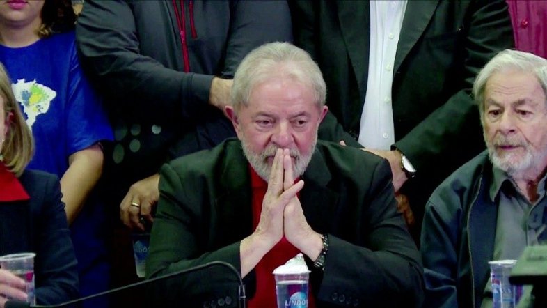 Lula chora e grava áudio para vídeo que será divulgado pelo PT após prisão