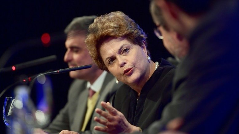 Na Espanha, Dilma Rousseff pede 'solidariedade internacional' para Lula