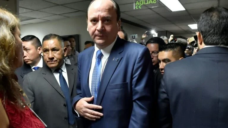 Congresso do Equador destitui procurador-geral por vazamento de áudio