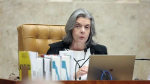 PlatôBR: Cármen Lúcia quer campanha para incentivar idosos a votarem em 2026