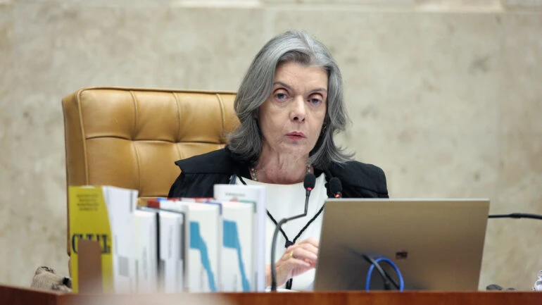 PlatôBR: Cármen Lúcia quer campanha para incentivar idosos a votarem em 2026