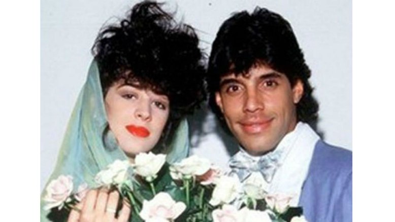 Claudia Raia relembra casamento 'caótico' com Alexandre Frota