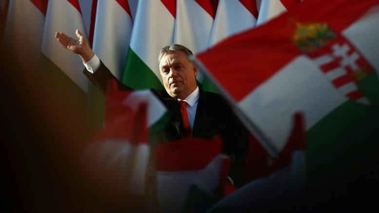 Polêmico Viktor Orban disputa terceiro mandato na Hungria