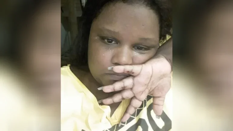 MC Carol diz ter sido agredida por ex-namorado que invadiu sua casa