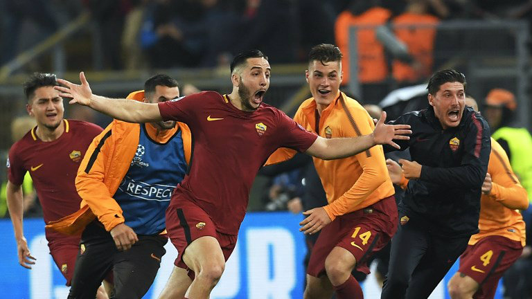 Roma faz 3 a 0 no Barcelona, busca virada improvável e vai às semifinais