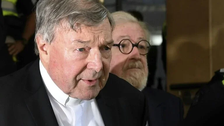 Cardeal australiano Pell será julgado por agressões sexuais