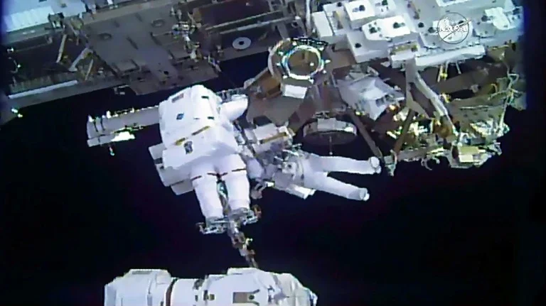 Privatizar a Estação Espacial Internacional? Não tão rápido, diz o Congresso a Trump