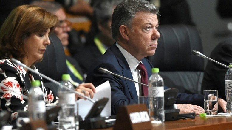 Santos instala Comissão da Verdade sobre o conflito na Colômbia
