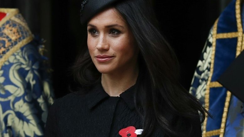 Meghan Markle revela em artigo que sofreu aborto em julho