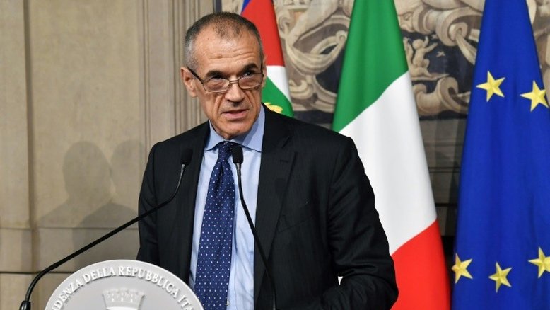 Presidente da Itália designa economista Carlo Cottarelli como premier