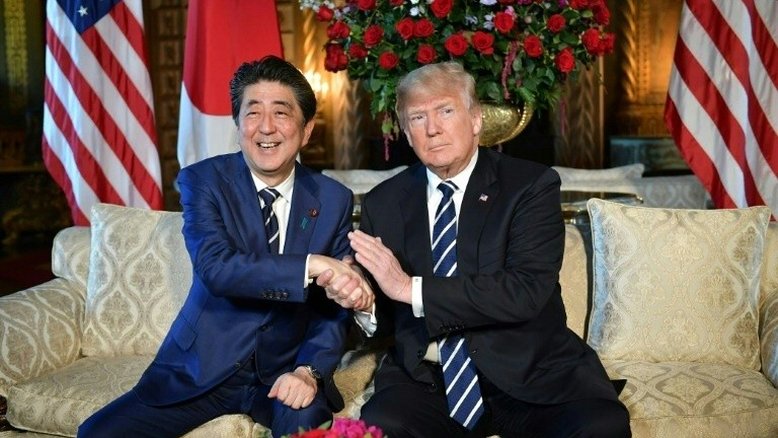 Trump e Abe reforçam ser 'imperativo' desmantelar armamento norte-coreano
