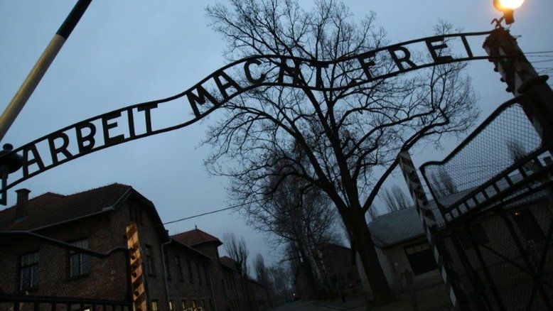 Contra antissemitismo, Suécia planeja visitas de jovens a campos de extermínio