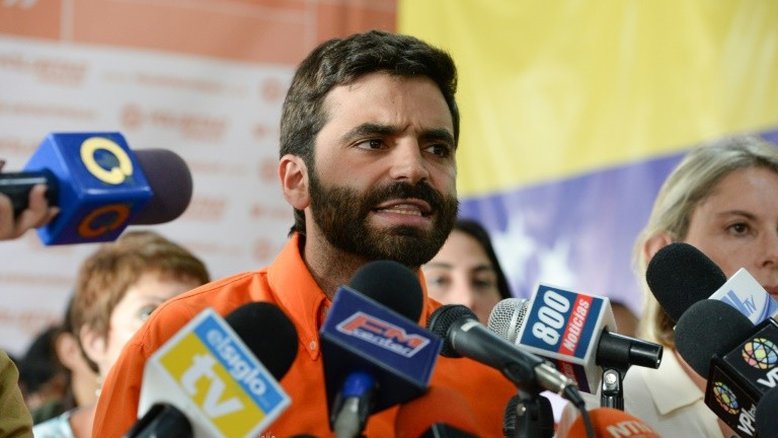 Oposição venezuelana convoca protesto à espera das presidenciais