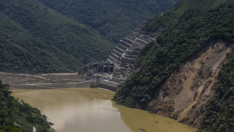 Nova evacuação por emergência em hidrelétrica na Colômbia