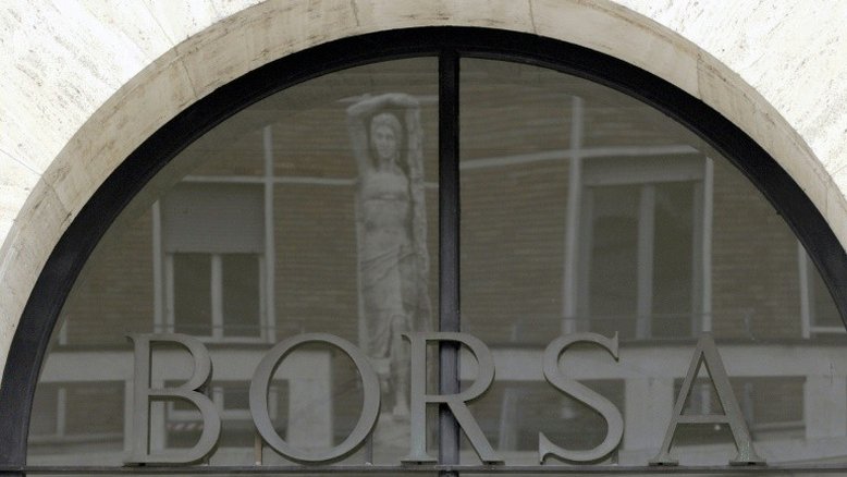 Crise na Itália provoca alta de título de risco e derruba Bolsas