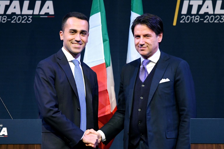 Movimento 5 Estrelas propõe Giuseppe Conte como primeiro-ministro da Itália