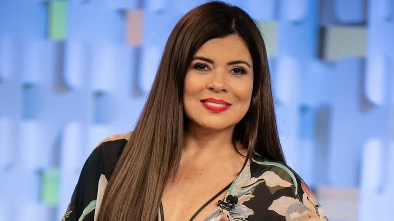 Internada com sequela da Covid, Mara Maravilha não tem previsão de alta