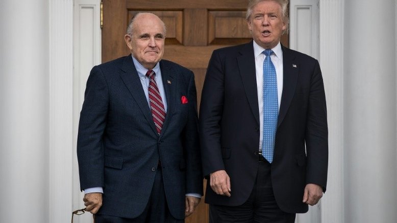 Kim Jong-un suplicou 'de joelhos' por cúpula com Trump, afirma Giuliani