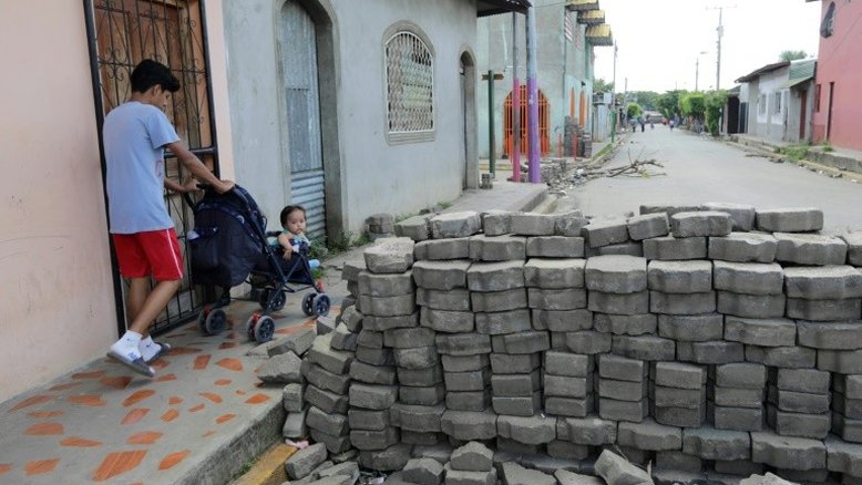 A vida entre barricadas e balas na Nicarágua