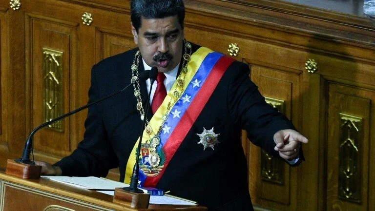 UE aprova sanções contra 11 autoridades venezuelanas após eleição presidencial