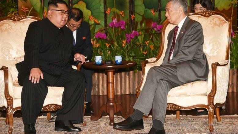 Trump e Kim Jong Un chegam a Singapura para a cúpula histórica