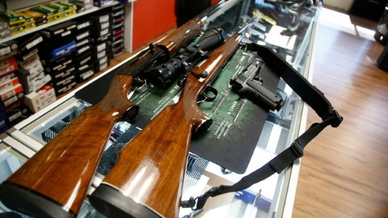 Americanos têm 40% das armas de fogo do mundo, aponta estudo