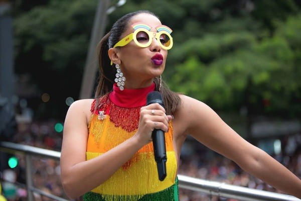Famosos se divertem em Parada do Orgulho LGBT em São Paulo 9 Famosos se divertem em Parada do Orgulho LGBT em São Paulo