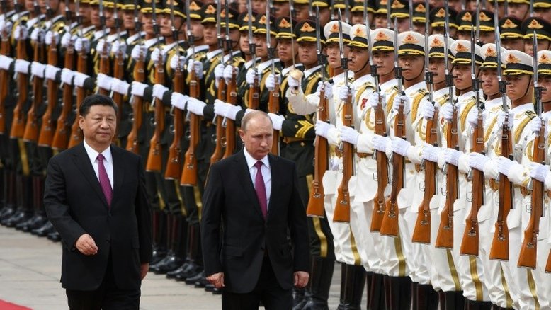 Presidente chinês concede a Putin uma 'medalha a amizade'