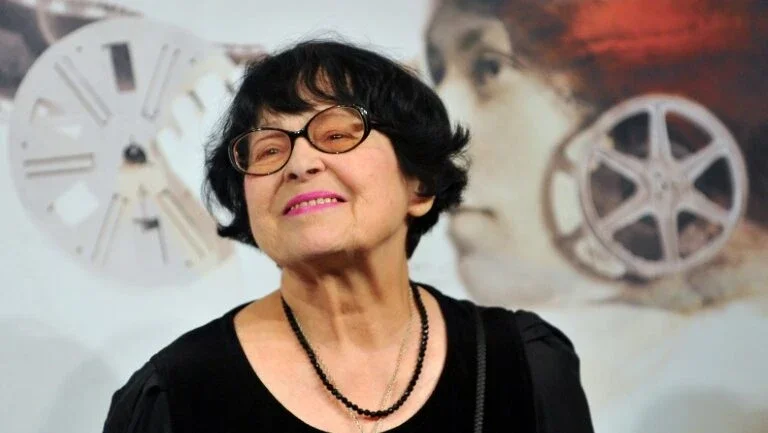 Morre a diretora de cinema ucraniana Kira Murátova