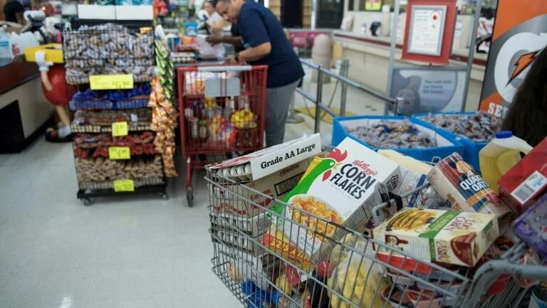 Inflação anual dos EUA chega ao nível mais alto em seis anos