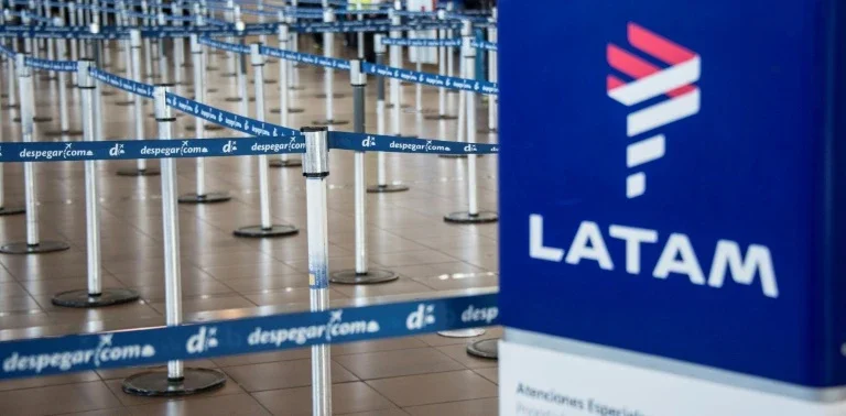 LATAM cancela voos da Argentina por greve nacional no país