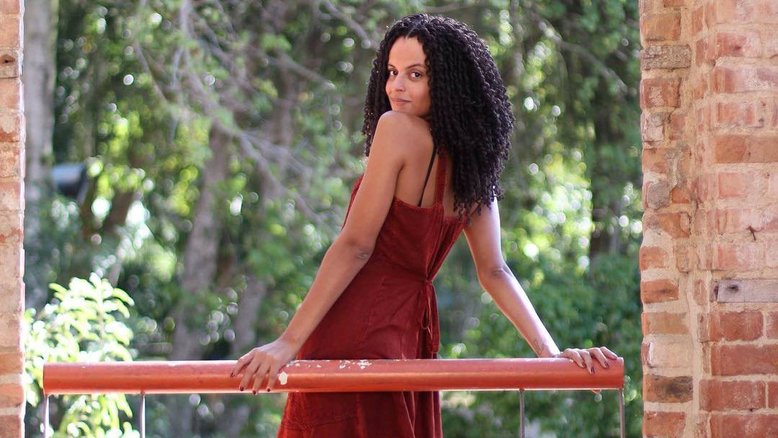 Atriz transexual Gabriela Loran consegue mudança de sexo em certidão