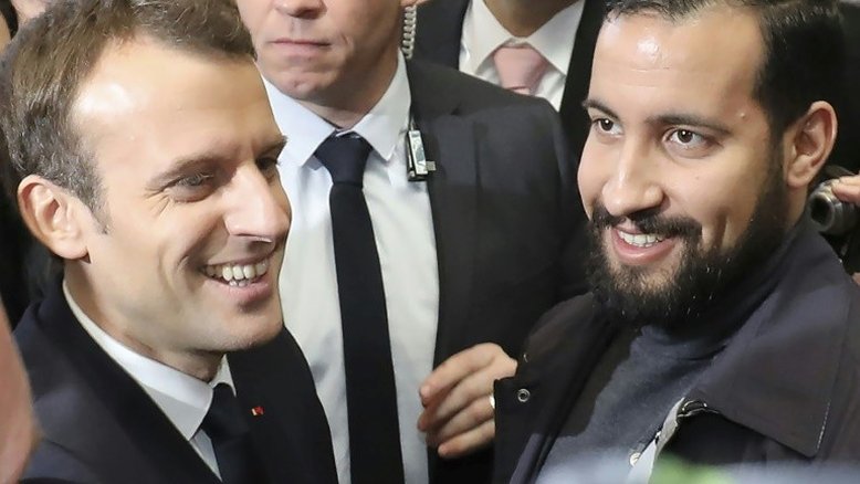 Executivo francês blinda Macron em meio a escândalo envolvendo chefe de segurança