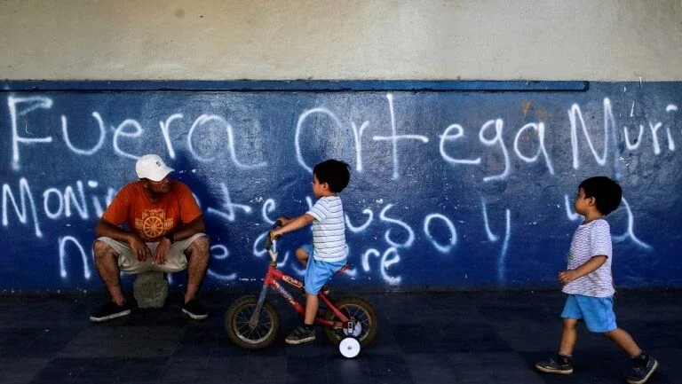 Milhares de nicaraguenses desafiam Ortega nas ruas