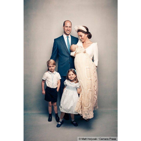 Família Real divulga fotos do batizado de Louis, filho caçula de Kate e William 17 Família Real divulga fotos do batizado de Louis, filho caçula de Kate e William