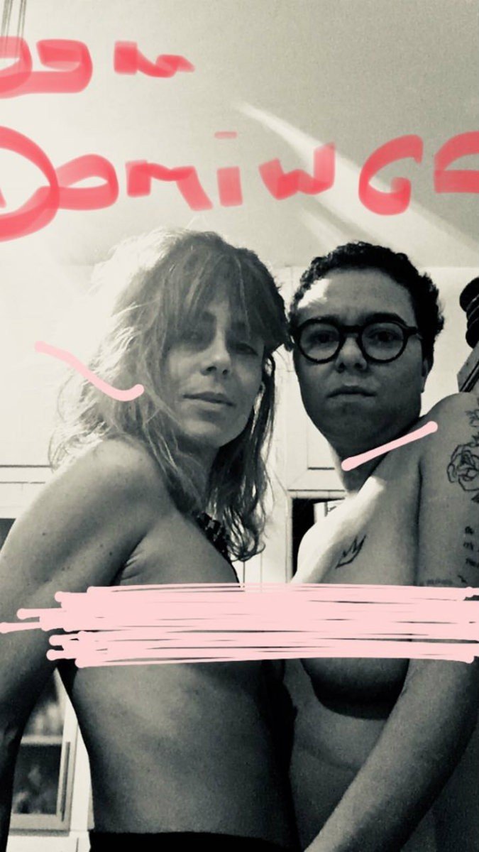 Maria Gadú e mulher posam de topless no Instagram 4 Maria Gadú e mulher posam de topless no Instagram