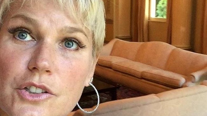 Fã pergunta se Xuxa 'já pegou' Sérgio Mallandro e leva invertida