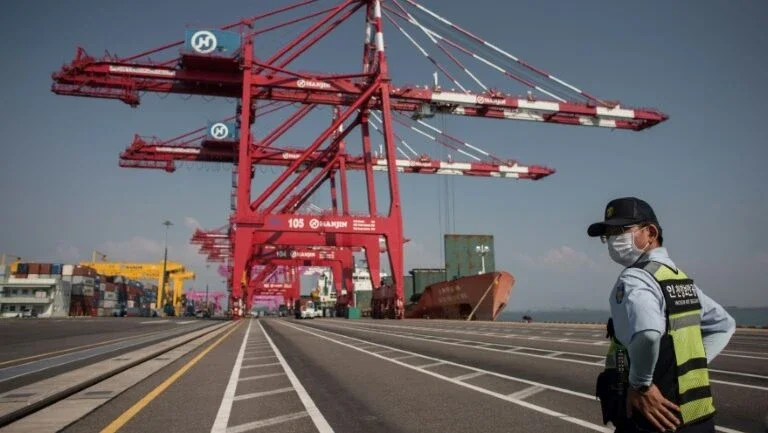 Autoridades suspeitam que empresas sul-coreanas violaram embargo contra o Norte