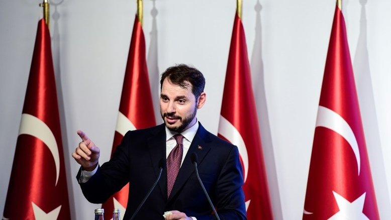 Lira turca opera em alta antes de reunião entre ministro e investidores