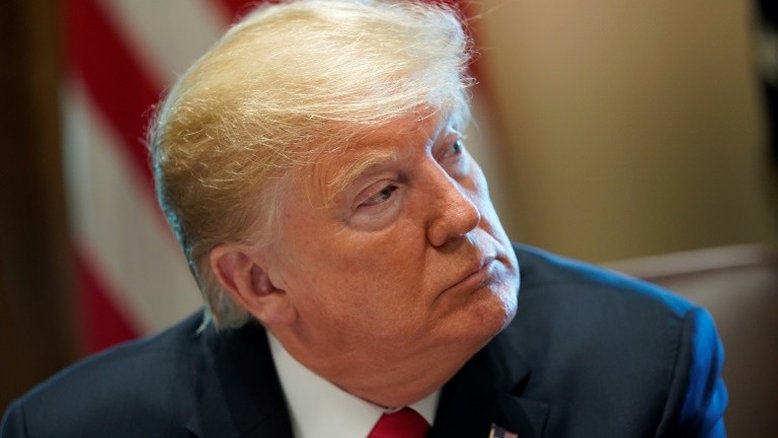 Trump diz que autorizou equipe da Casa Branca a cooperar com Mueller