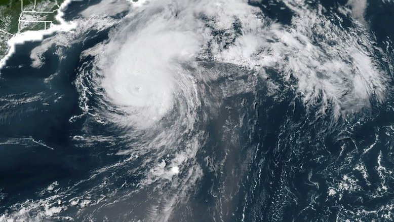 Meteorologistas dos EUA preveem menos furacões no Atlântico em 2018