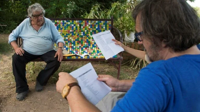 Mujica, um político que desperta devoção e críticas