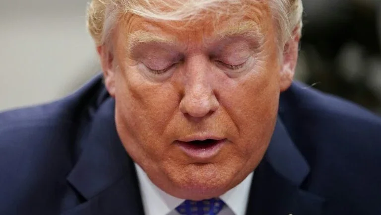 Dono de tabloides é nova peça de caso sobre amantes de Trump