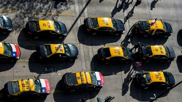 Motorista da Uber teria matado taxista e ferido outros dois no Chile