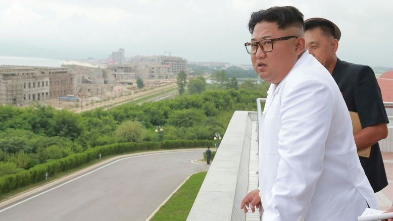 Kim Jong Un critica as sanções "desonestas"