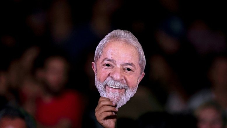 Lula completa 1 ano na prisão da Lava Jato