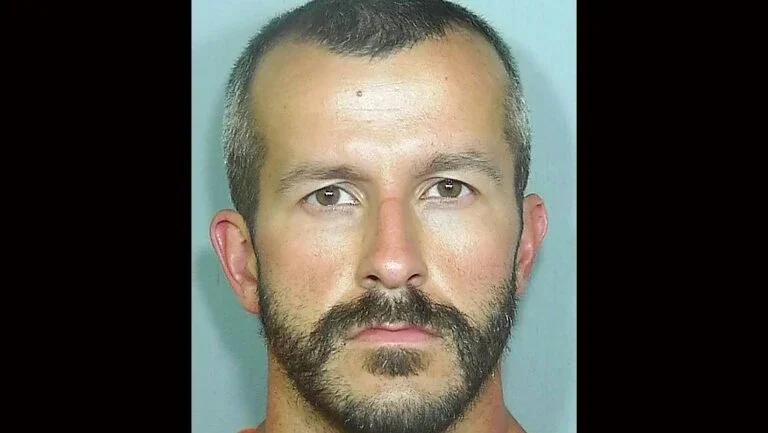 Homem é acusado do homicídio das filhas e da esposa grávida nos EUA