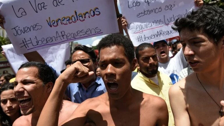 Deputado preso por 